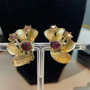 Vintage Coro Silver Toned & Two Toned Purple Rhinestones Clip Earrings